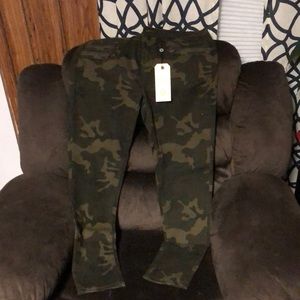 Ladies camouflage jeans